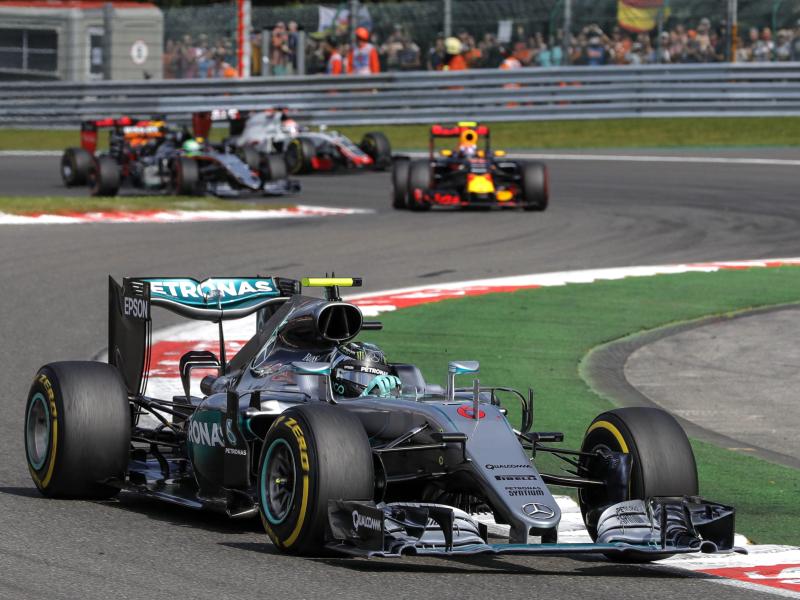 Rosberg meldet sich mit Spa-Sieg zurück