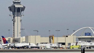 Polizeieinsatz am Flughafen von Los Angeles – Zentraler Terminal geschlossen