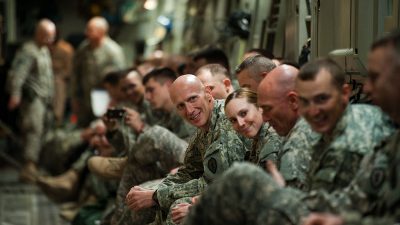 US-Armee will bald auch Tätowierte und frühere Kiffer zum Dienst zulassen