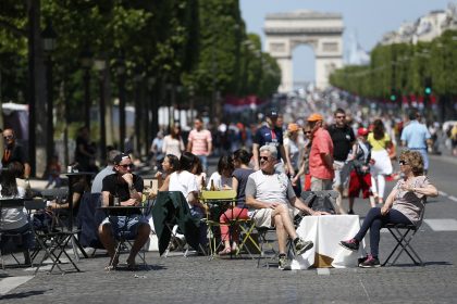 Autofreier Sonntag in Paris: Spazieren gehen und genießen