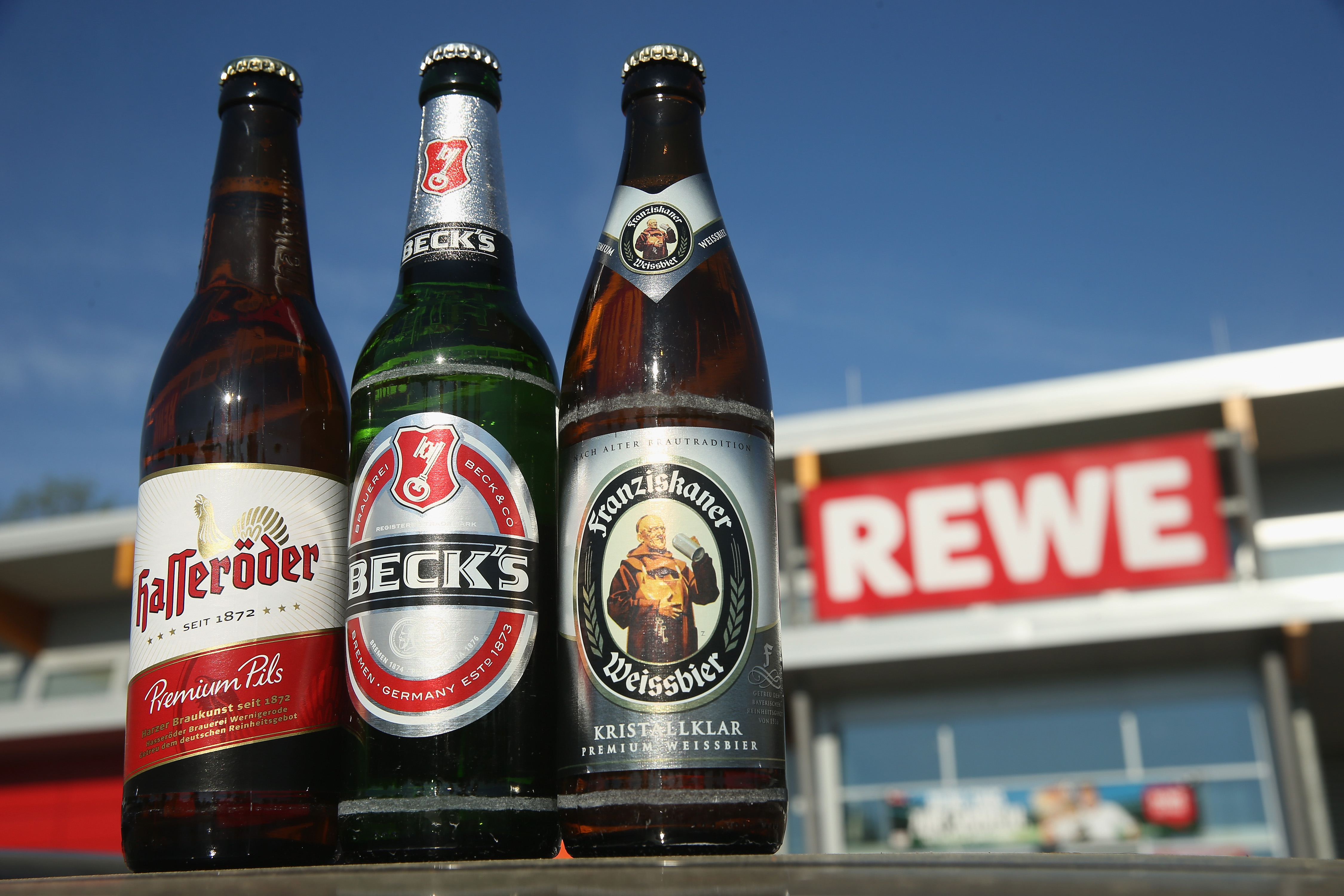 Das Bier: Aktionäre stimmen Milliardenfusion auf Biermarkt zu