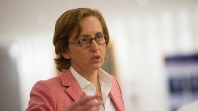 Von Storch: AfD wird 2017 mindestens drittstärkste Kraft im Bundestag