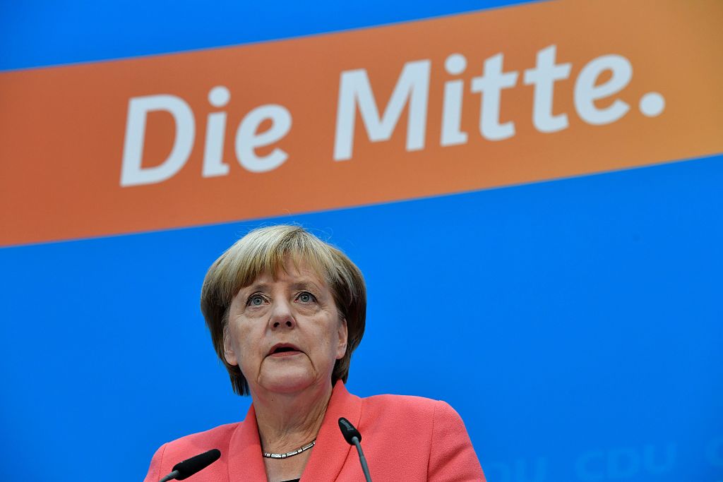 Live-Ticker Pressekonferenz: So reagiert Merkel nach Berliner Wahl-Debakel