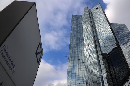 Deutsche Bank will mehr als 7000 Stellen streichen