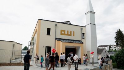 NRW-Innenminister beendet Kooperation mit Islam-Verband Ditib