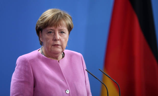 Zentralrat der Muslime nimmt Merkel in Schutz