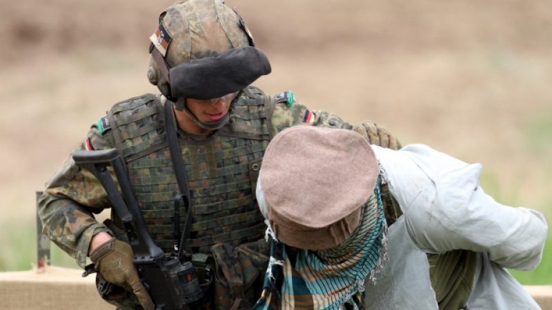 Von der Leyen: Bundeswehr bleibt langfristig in Afghanistan