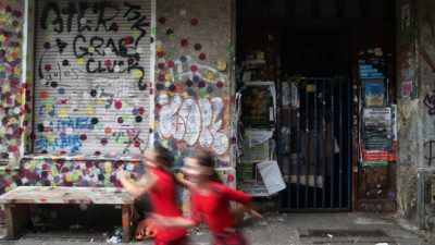 Linke: Politischer Wille im Kampf gegen Kinderarmut fehlt