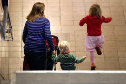 Meistens bleiben die Mütter wegen kranker Kinder zu Hause