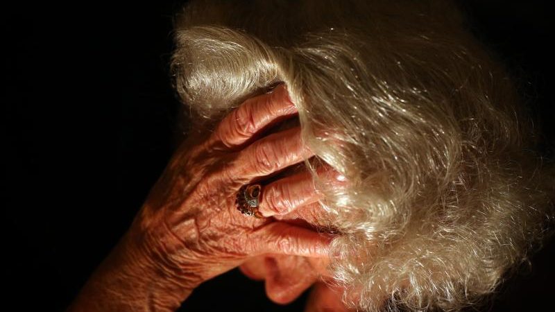 Neue Alzheimer-Therapie verringert Ablagerungen im Gehirn