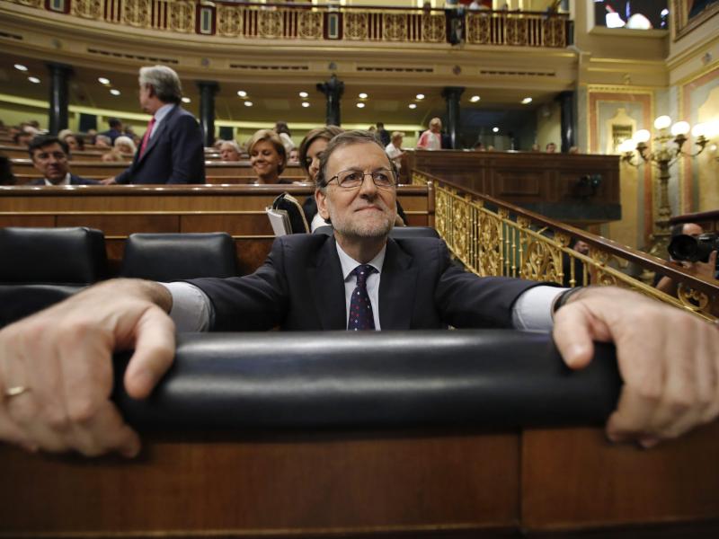 Spaniens Sozialisten verhindern nur zunächst Regierungsbildung durch Rajoy