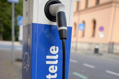 Prämie für E-Auto ist nur ein erster Schritt – ohne Ladenetz geht es nicht