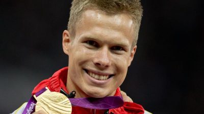 Weitspringer Rehm deutscher Fahnenträger bei Paralympics