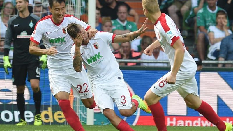 Werder-Coach nach 1:2 gegen Augsburg weiter unter Druck