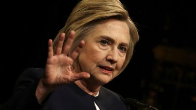 Clinton sagt Termine wegen Lungenentzündung ab