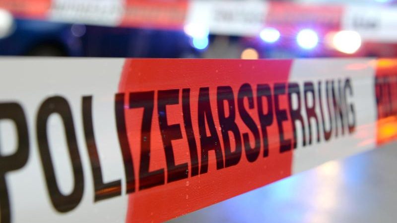 Blutiger Mord in Chemnitz: LKA ermittelt wegen grausamer Tat an 58-Jährigem – 32-Jährige schwer verletzt