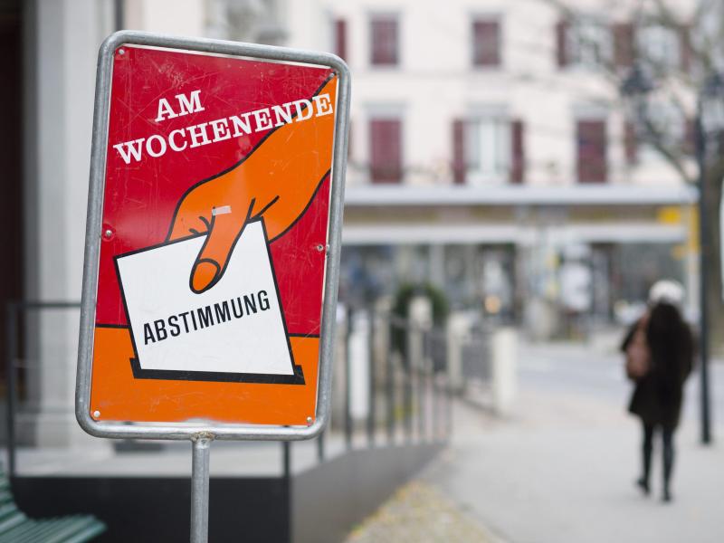 Volksabstimmung: Schweizer entscheiden über Abhörbefugnis für Geheimdienst