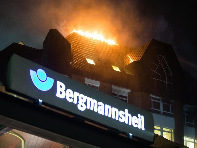 Zwei Tote bei Feuer in Bochumer Krankenhaus – Sechs in Lebensgefahr