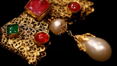 Chanel-Schmuck versteigert für mehr als 200.000 Euro