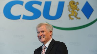 Seehofer gegen Wähler-Schelte – Kritik an „pro-europäischen Eliten“: „Mehr Mut zu uns selbst. Noch ist es nicht zu spät!“