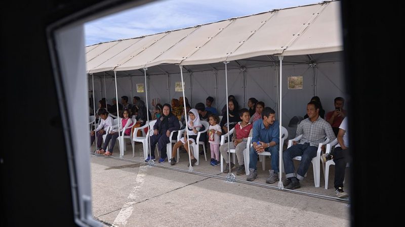 Griechische Behörden wollen Flüchtlingslager bei Athen räumen