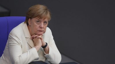 Merkel sichert Tschad Hilfe bei Bewältigung von humanitären Problemen zu