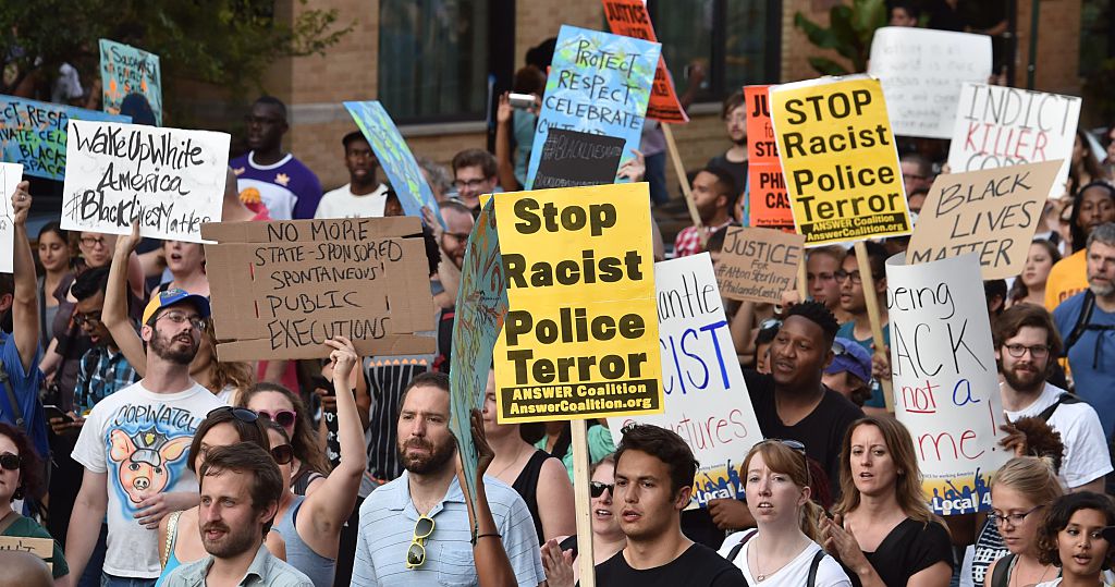 Führender US-Polizist entschuldigt sich bei Schwarzen für „historische“ Schuld