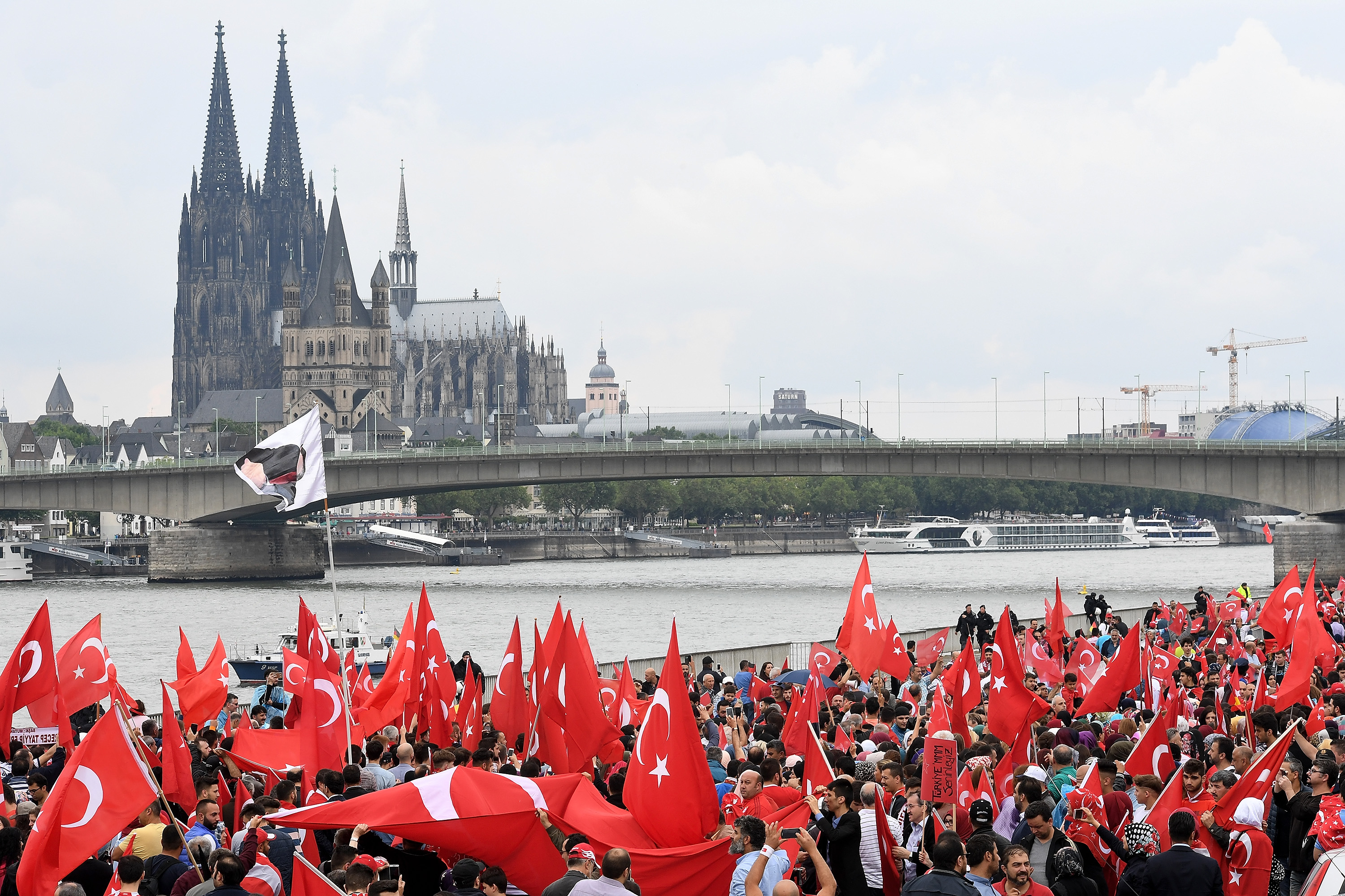 Türkei-Experte warnt vor türkischen Nationalisten in Deutschland: „Sitzen auf einem Pulverfass“
