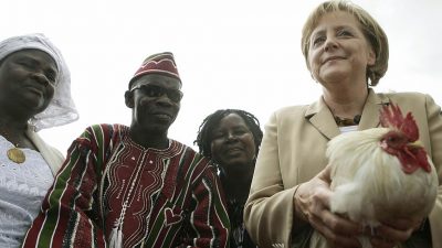 Merkel will sich „im deutschen Interesse“ ums „Wohl Afrikas“ bemühen