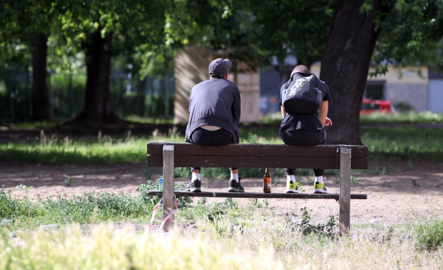 Drogenbeauftragte beklagt Verkauf von Bier und Schnaps an Jugendliche