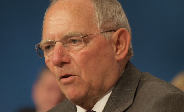 Schäuble bietet mehr Hilfen für finanzschwache Kommunen