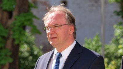 Haseloff sieht sich als „der letzte Lutheraner“ in Wittenberg