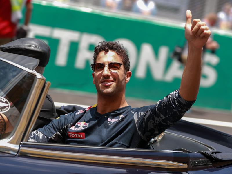 Ricciardo gewinnt Malaysia-Grand Prix – Rosberg Dritter