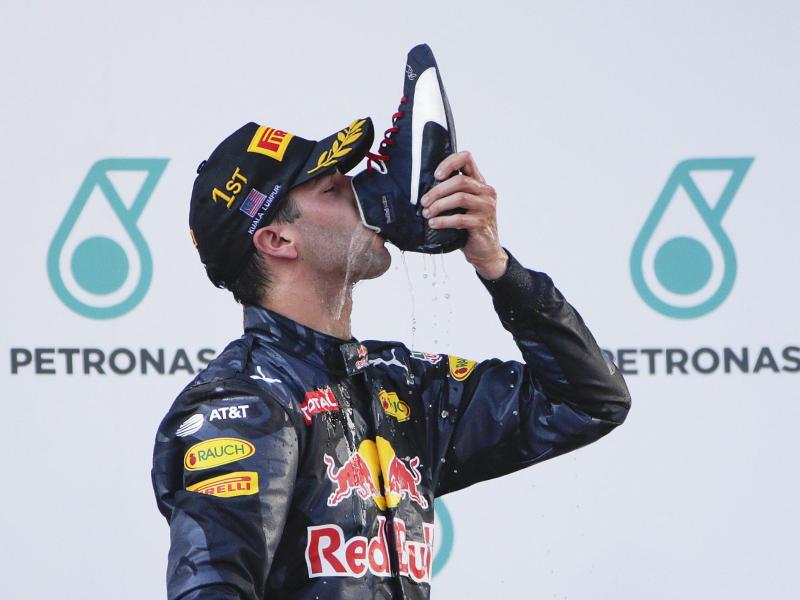 Schampus im Schuh: Ricciardo wieder im Formel-1-Glück