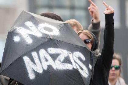 Nazi oder Faschist – Wie hätten Sie es gern?