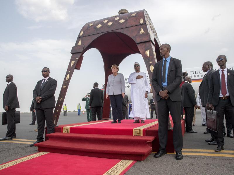 „Das Wohl Afrikas im deutschen Interesse“: Merkel wirbt für Kampf gegen Fluchtursachen