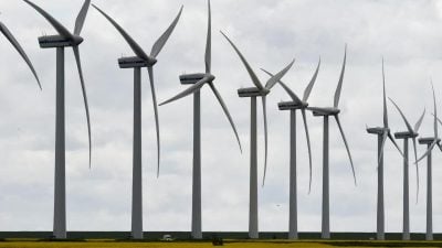 Windkraftanlagen in Norddeutschland.