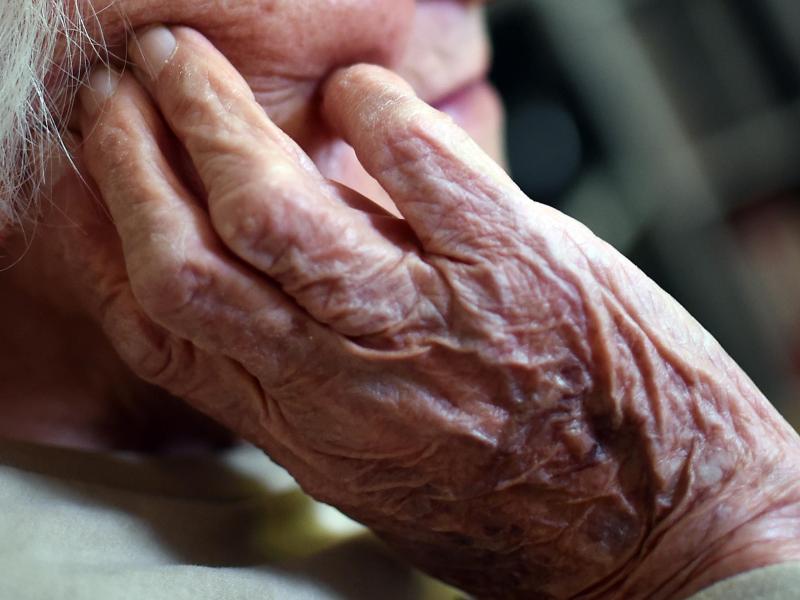Pflegekosten übersteigen oft das Einkommen von Senioren
