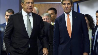 Putin ruft Botschaftsangehörige zurück: Moskau kündigt Syrien-Treffen mit Kerry an