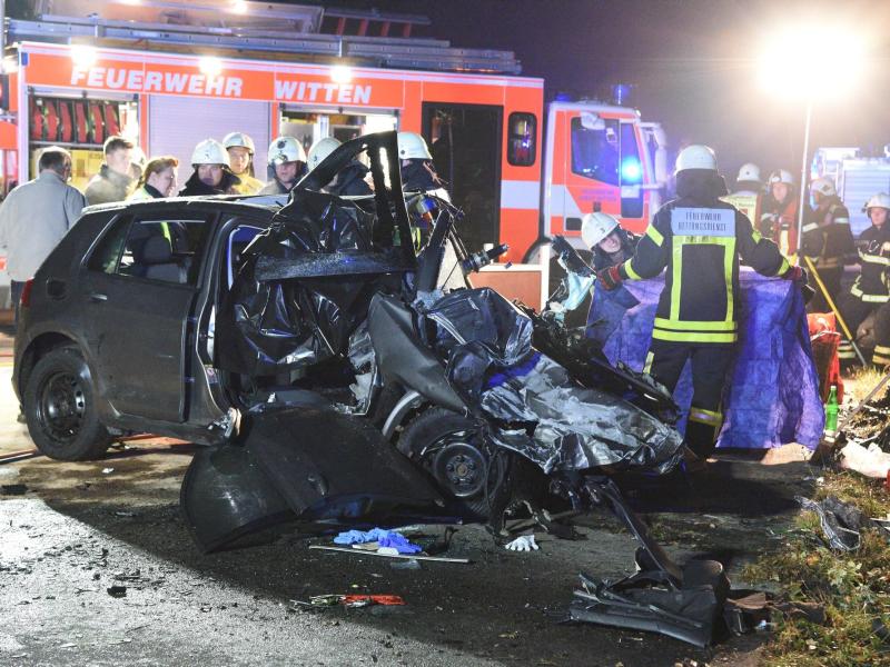 Drei Tote bei Geisterfahrer-Unfall im Ruhrgebiet – Absicht?