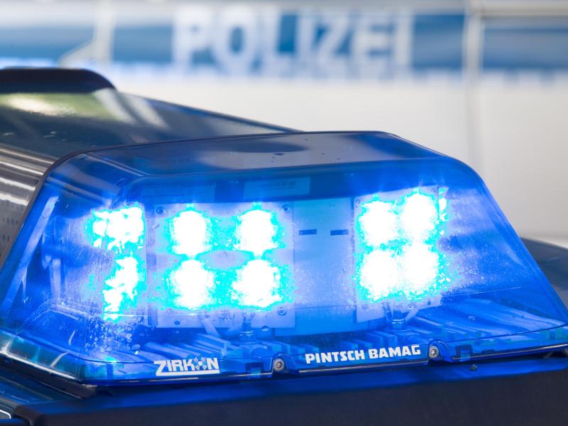 Mühlheim: Randalierende IS-Sympathisantin attackiert Polizei – Einweisung in Psychiatrie