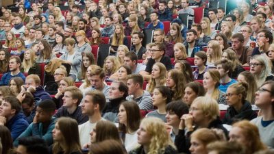 „Katastrophale Wissenslücken bei Schulabgängern“: Das beklagen deutsche Unis