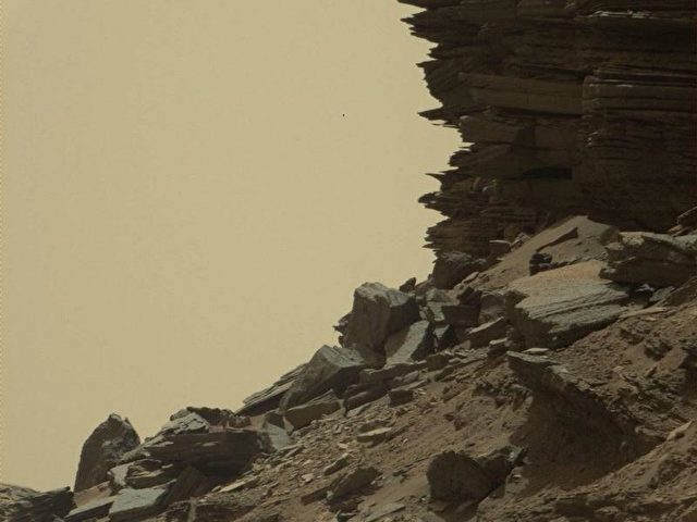 Vom Wind geformt: Der Marsrover «Curiosity» begeistert Nasa-Wissenschaftler seit Jahren mit gestochen scharfen Farbbildern. Foto: Nasa/Jpl-Caltech/Msss/dpa
