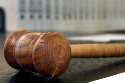 Mutmaßlicher Mörder bedauert Tod von Polizisten und Großmutter: “Ich kann sagen, dass es mir leid tut”