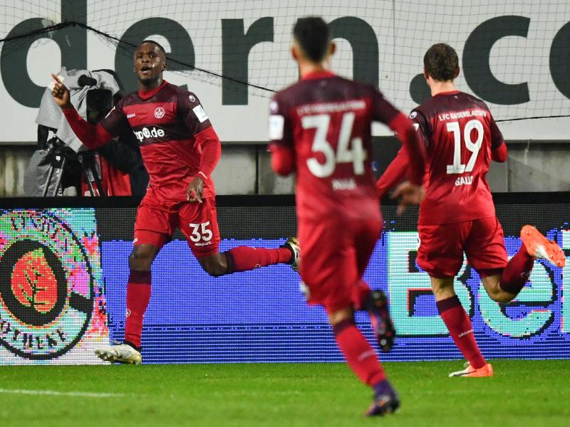 Osawe schießt 1. FC Kaiserslautern zum Sieg
