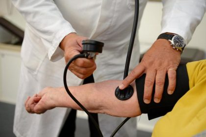Bluthochdruck weltweit auf Vormarsch – Ursachen sind falsche Ernährung und Lebensbelastung