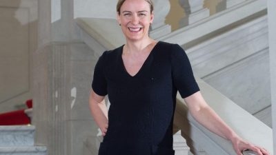 Marion Ackermann: Ehrfurcht vor dem Museum beseitigen