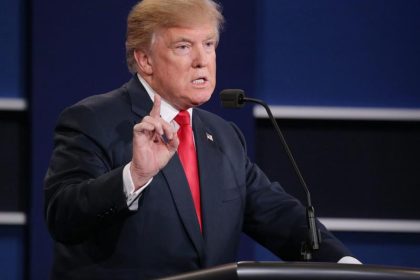 Trump: Hillary Clinton würde das Oval Office verkaufen
