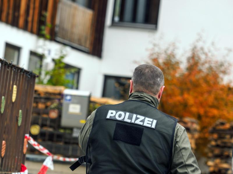 Sogenannter Reichsbürger aus Baden-Württemberg rammt Polizeiwagen