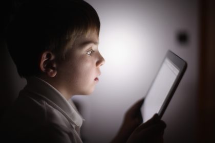 Drogenbeauftragte will Altersfreigabe “ab Null Jahre” für Onlinespiele anheben
